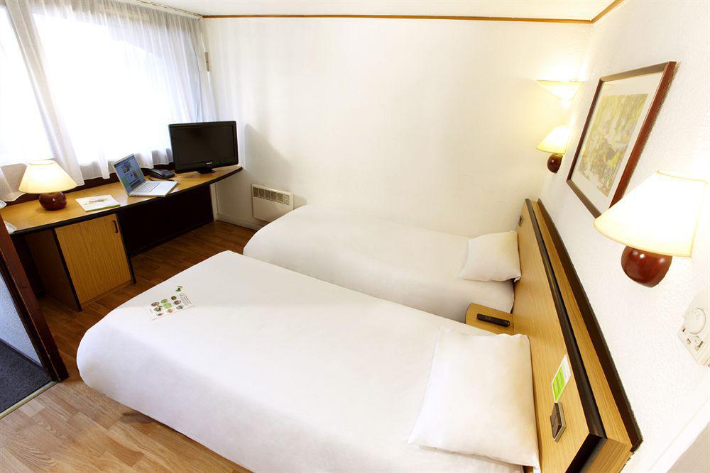 แคมปานิล ปงต์ อะ มูซง Hotel ปุนตามูซ็อง ภายนอก รูปภาพ